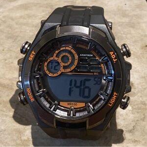 Armitron Pro Sport M835 Men’s Digital Watch EUC
